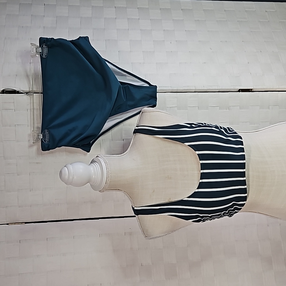 Cupshe Swimsuit Size L- Women's 2 piece Green/ White Stripe